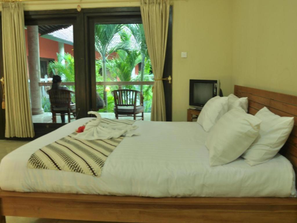 Crystal Ocean View Tulamben Hotel Bagian luar foto